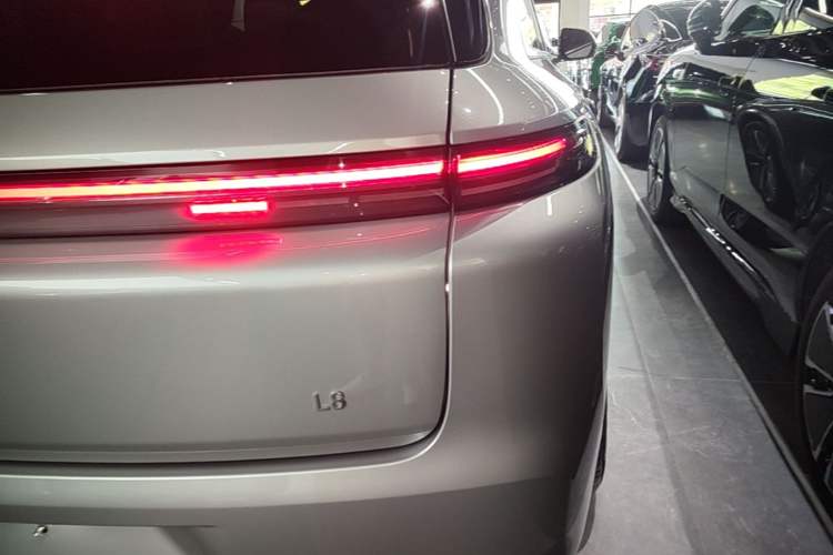 Used Li Auto L8 2024 Max Right Rear Taillight
