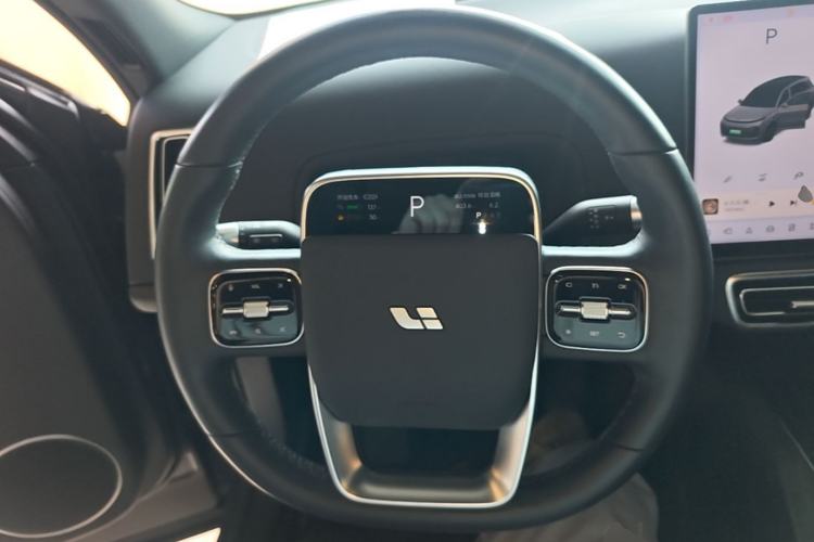 Used Li Auto L8 2024 Pro Model Steering Wheel