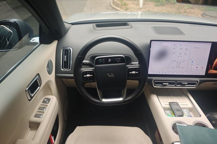 Used Li Auto L8 2024 Max Steering Wheel