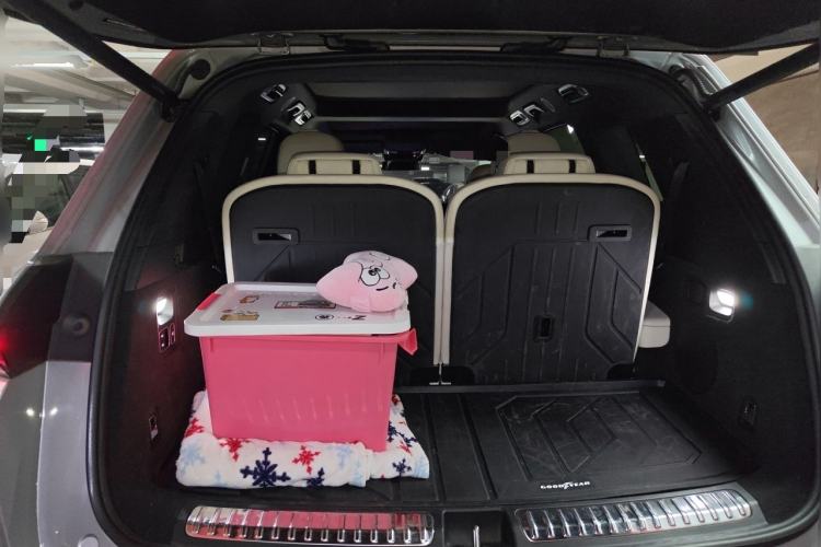 Used Li Auto L8 2024 Max Trunk