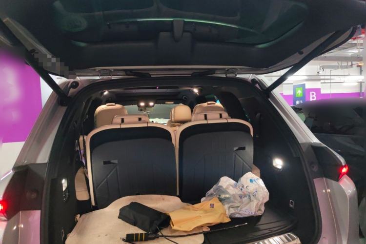 Used Li Auto L8 2024 Ultra Model Trunk