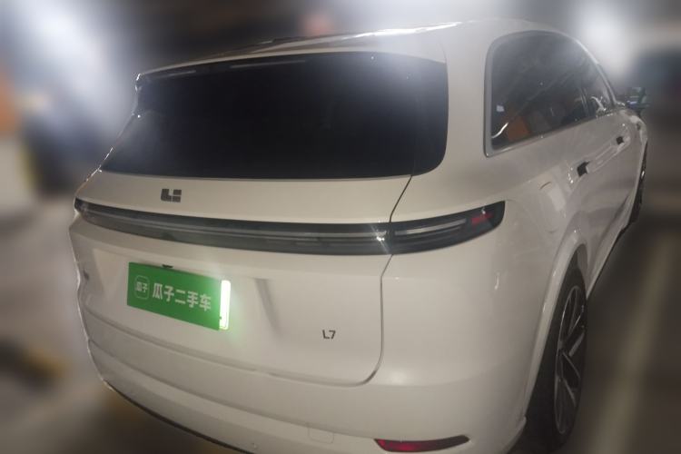Used Li Auto L8 2024 Ultra Model Rear