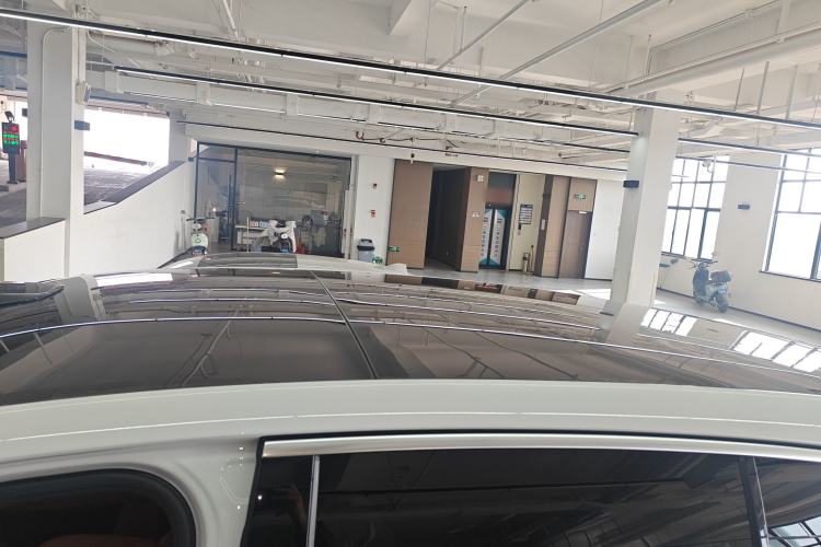 Used Li Auto L8 2024 Max Roof