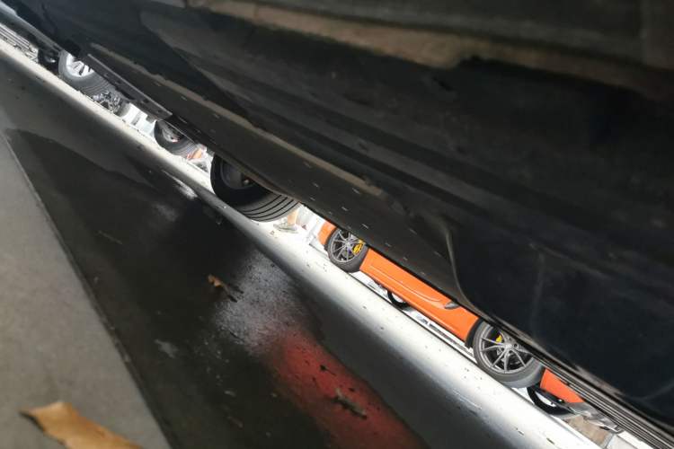 Used Li Auto L8 2024 Max Chassis Rear Left