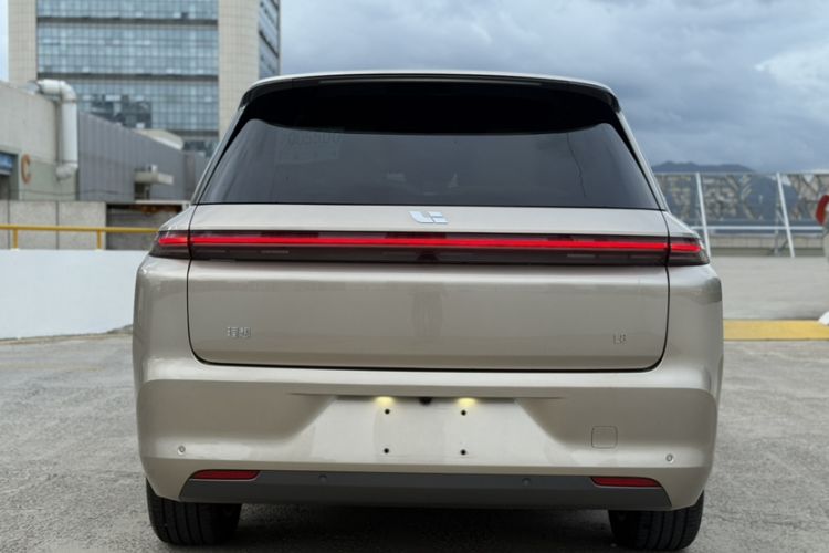Used Li Auto L8 2024 Max Exterior 1