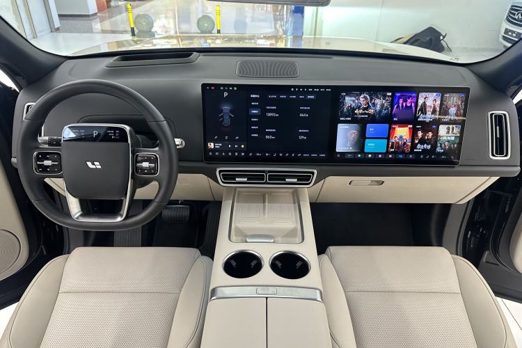 Used Li Auto L8 2024 Max Interior 1