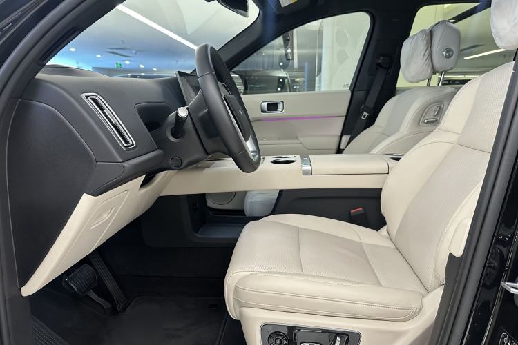 Used Li Auto L8 2024 Max Interior 14