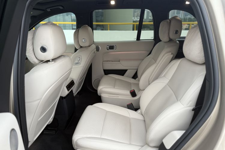 Used Li Auto L8 2024 Max Interior 3