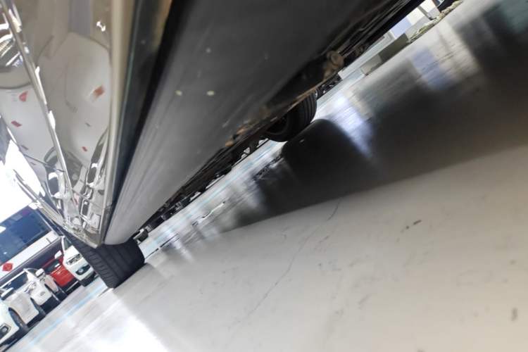 Used Li Auto L8 2024 Max Left Side Sill