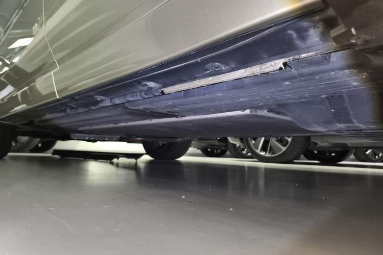 Used Li Auto L8 2024 Max Left Side Sill