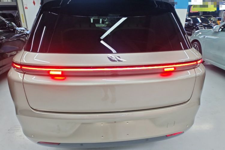 Used Li Auto L8 2024 Max Rear