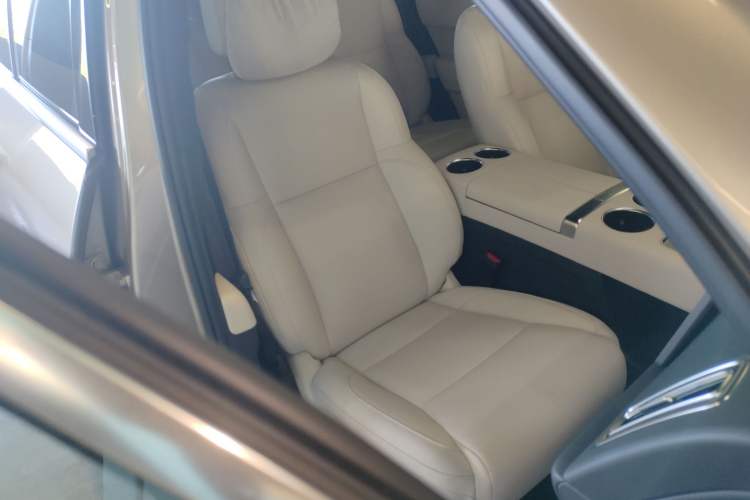 Used Li Auto L8 2024 Max Right Front Seat