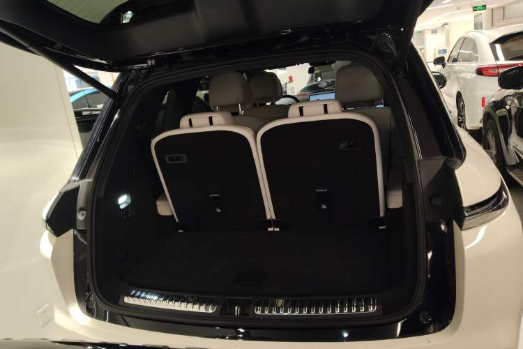 Used Li Auto L8 2024 Max Trunk