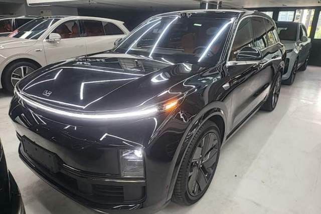 Used Li Auto L8 2025 Max Smart Refresh Edition