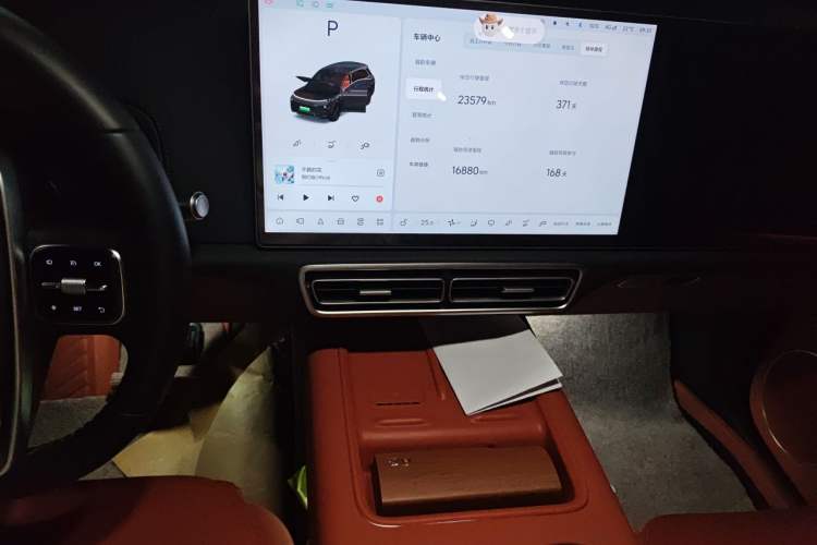 Used Li Auto L8 2025 Max Smart Refresh Edition Audio And AC Panel