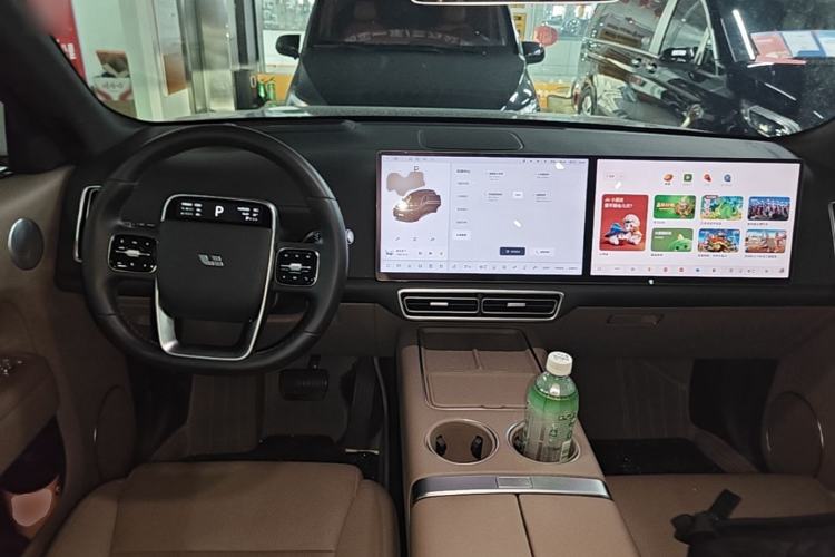 Used Li Auto L8 2025 Pro Smart Refresh Edition Center Console