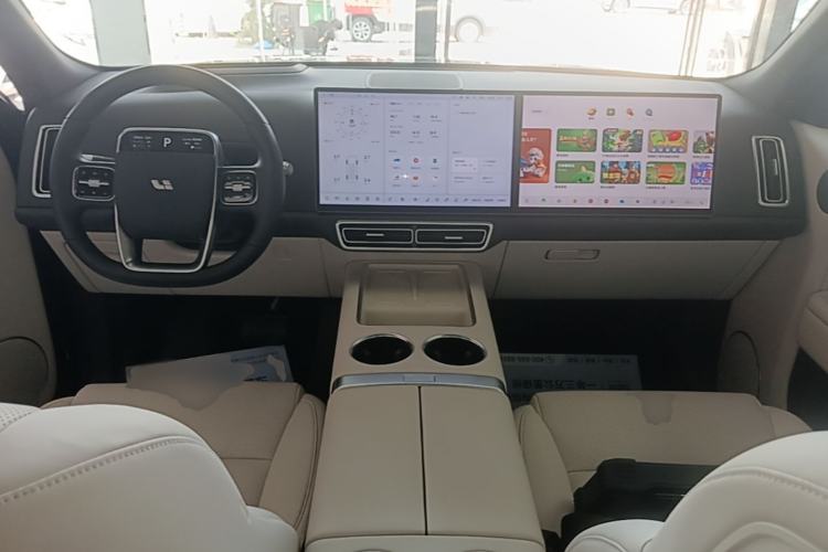 Used Li Auto L8 2025 Max Smart Refresh Edition Center Console