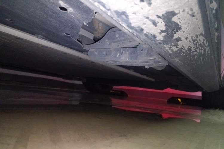 Used Li Auto L8 2025 Pro Smart Refresh Edition Chassis Front Left