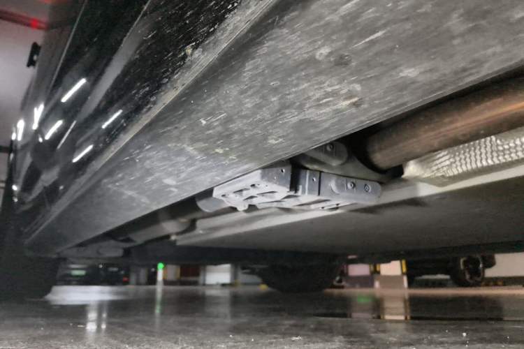 Used Li Auto L8 2025 Max Smart Refresh Edition Chassis Front Right