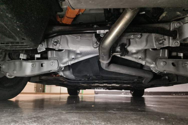 Used Li Auto L8 2025 Max Smart Refresh Edition Chassis Rear