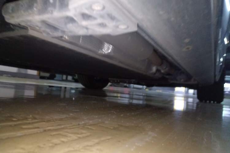 Used Li Auto L8 2025 Pro Smart Refresh Edition Chassis Rear Right