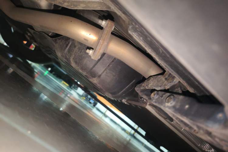 Used Li Auto L8 2025 Pro Smart Refresh Edition Chassis Rear Right