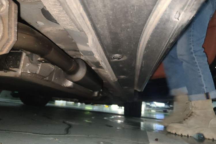 Used Li Auto L8 2025 Max Smart Refresh Edition Chassis Rear Right