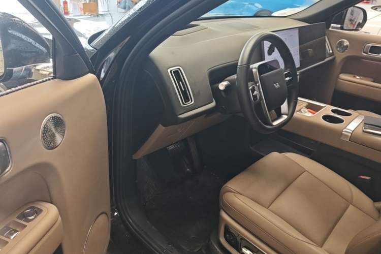 Used Li Auto L8 2025 Ultra Smart Refreshed Edition Driver Seat