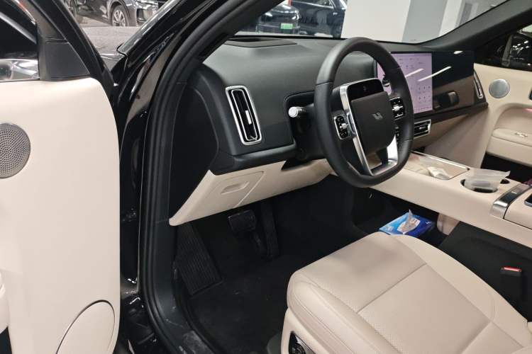 Used Li Auto L8 2025 Max Smart Refresh Edition Driver Seat