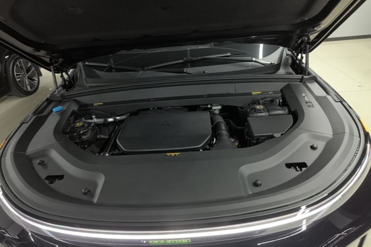 Used Li Auto L8 2025 Max Smart Refresh Edition Engine Bay