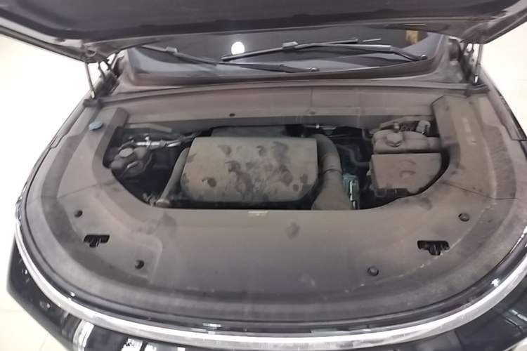 Used Li Auto L8 2025 Max Smart Refresh Edition Engine Bay