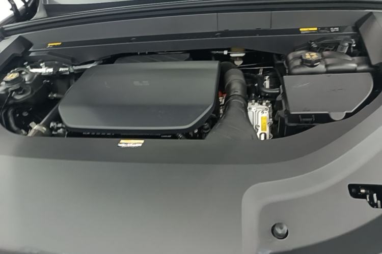 Used Li Auto L8 2025 Max Smart Refresh Edition Engine Bay