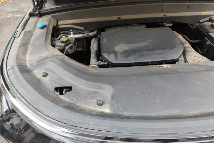 Used Li Auto L8 2025 Max Smart Refresh Edition Engine Bay Right