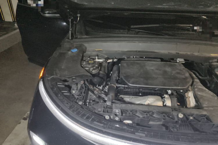 Used Li Auto L8 2025 Max Smart Refresh Edition Engine Bay Right