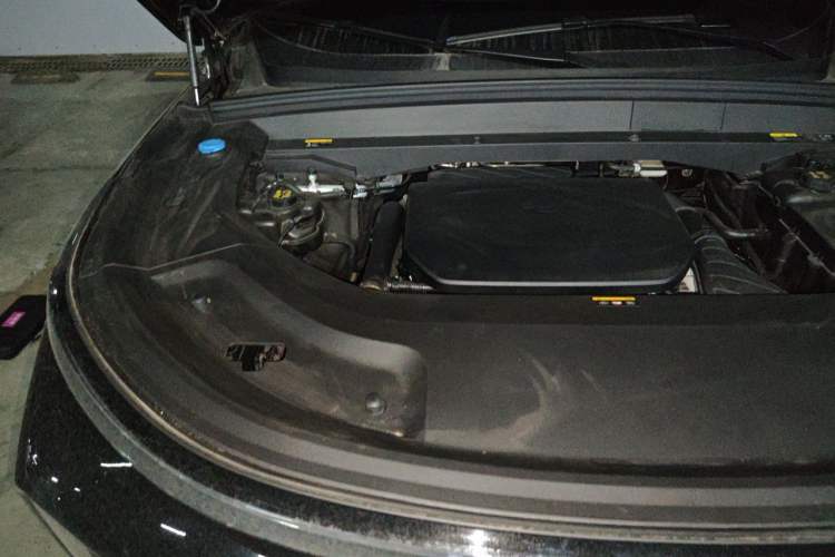 Used Li Auto L8 2025 Max Smart Refresh Edition Engine Bay Right