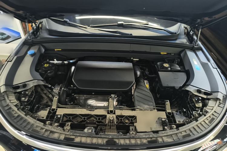 Used Li Auto L8 2025 Max Smart Refresh Edition Engine Bay