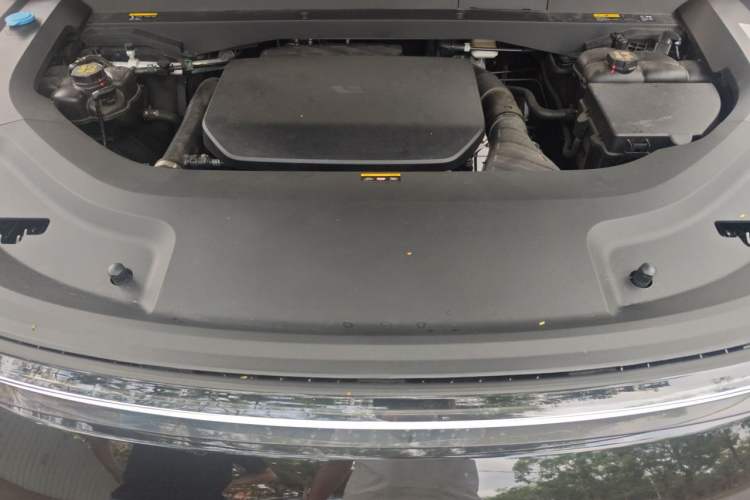 Used Li Auto L8 2025 Max Smart Refresh Edition Engine Bay