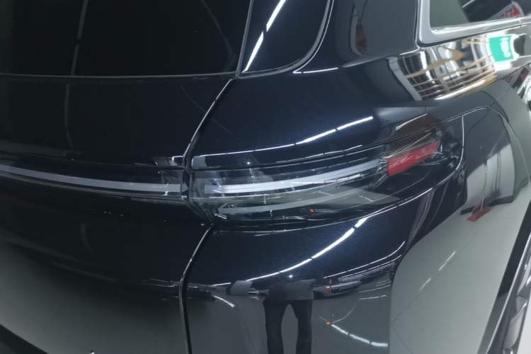 Used Li Auto L8 2025 Pro Smart Refresh Edition Exterior 3