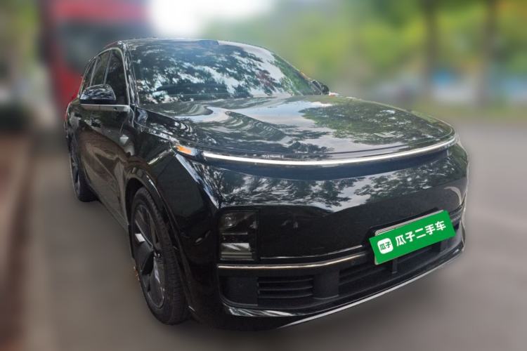 Used Li Auto L8 2025 Max Smart Refresh Edition Front Right 45 Deg
