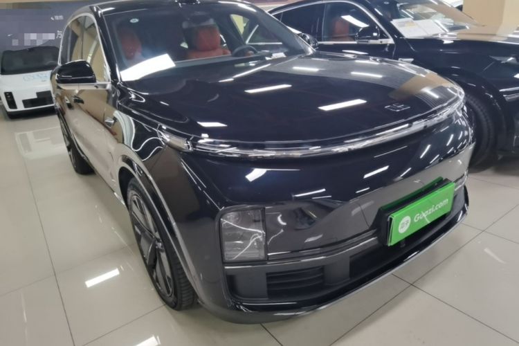Used Li Auto L8 2025 Max Smart Refresh Edition Front Right 45 Deg