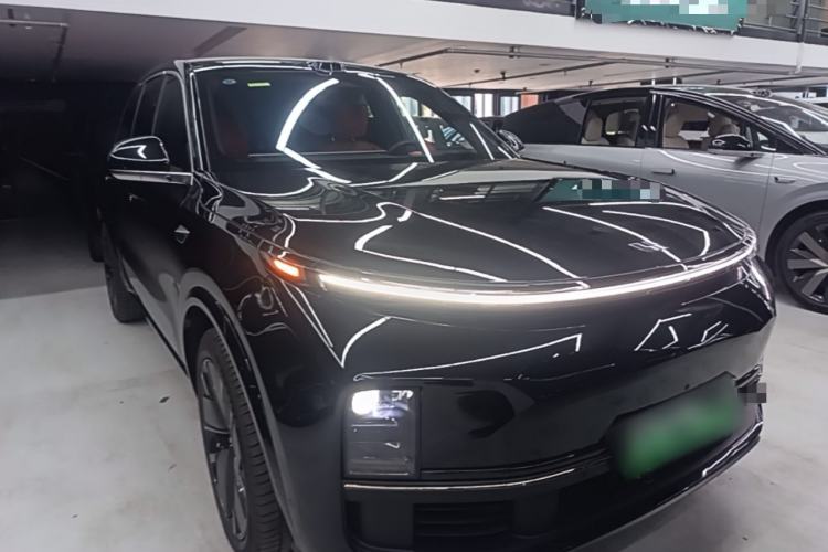 Used Li Auto L8 2025 Max Smart Refresh Edition Front Right 45 Deg