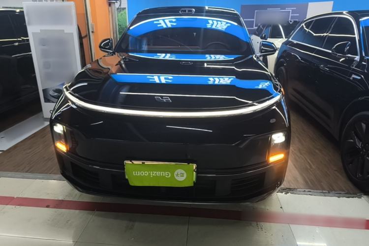 Used Li Auto L8 2025 Max Smart Refresh Edition Front