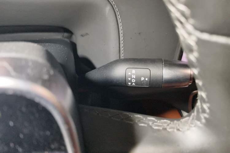 Used Li Auto L8 2025 Max Smart Refresh Edition Gear Lever