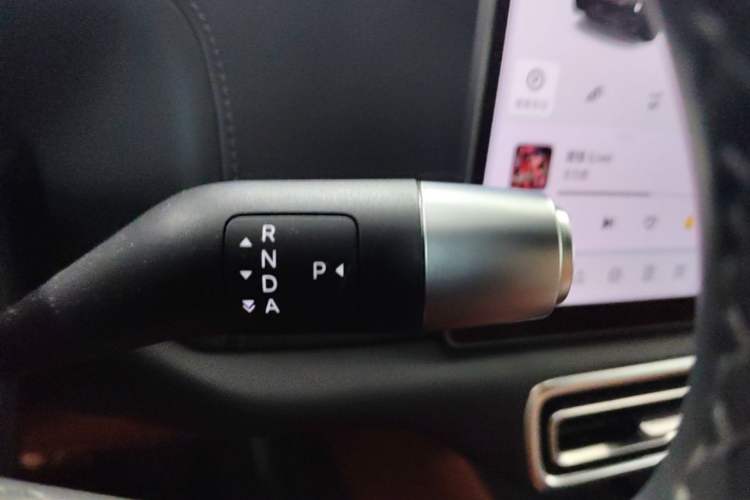 Used Li Auto L8 2025 Max Smart Refresh Edition Gear Lever