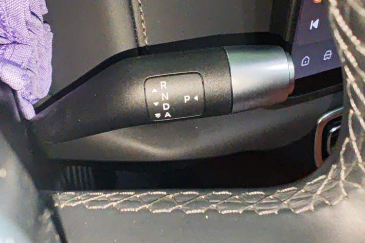 Used Li Auto L8 2025 Pro Smart Refresh Edition Gear Lever