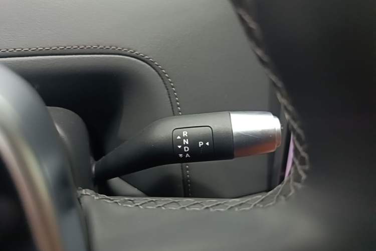 Used Li Auto L8 2025 Max Smart Refresh Edition Gear Lever