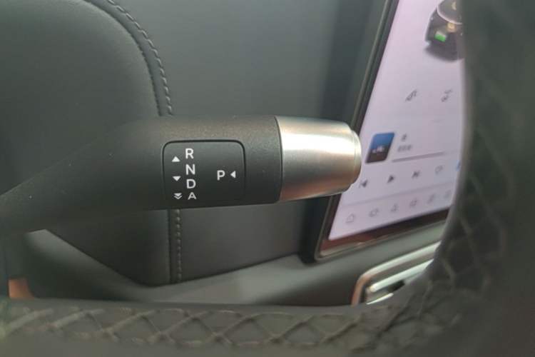 Used Li Auto L8 2025 Max Smart Refresh Edition Gear Lever