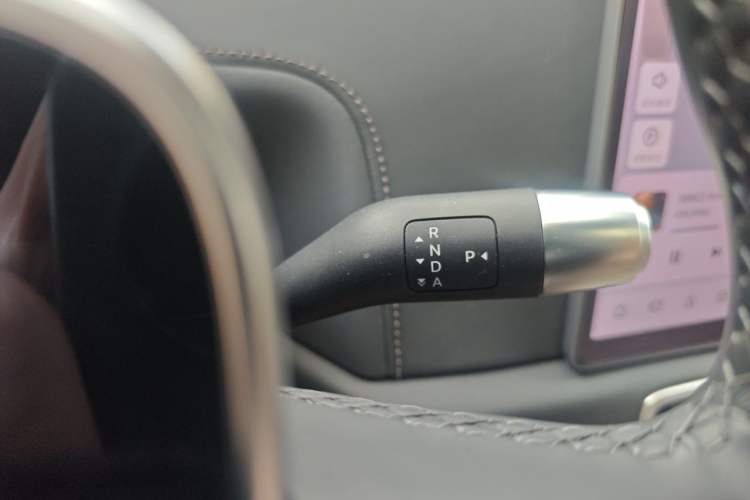 Used Li Auto L8 2025 Max Smart Refresh Edition Gear Lever