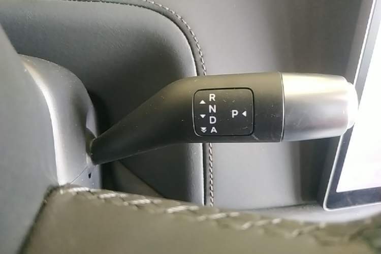 Used Li Auto L8 2025 Ultra Smart Refreshed Edition Gear Lever