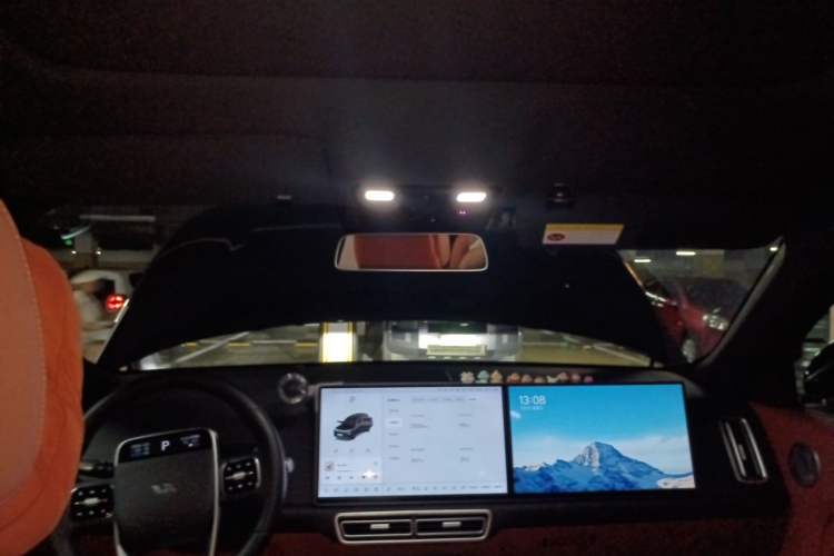 Used Li Auto L8 2025 Pro Smart Refresh Edition Headliner